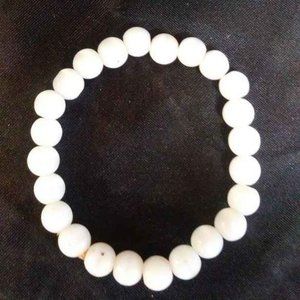 VINTAGE POLISHED MILK WHITE QUARTZ BRACELET